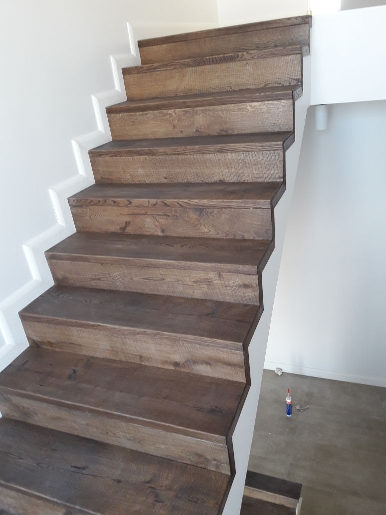 Отделка бетонной лестницы без ограждения